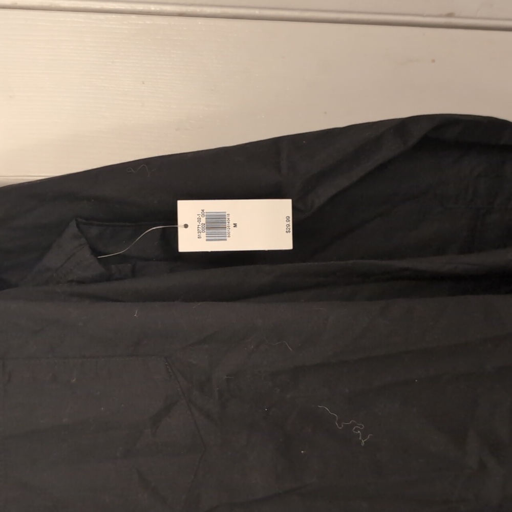 NWT Old Navy The Classic Black Shirt - Picture 4 of 4